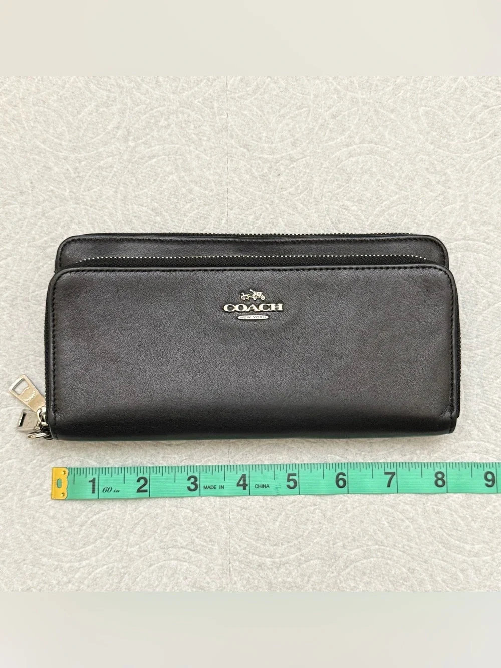 COACH - BLACK SOFT LEATHER LONG DOUBLE ZIP AROUND WALLET